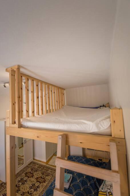 A Lovely Apartment Near Railway Station And Arena. Tampere Exterior foto